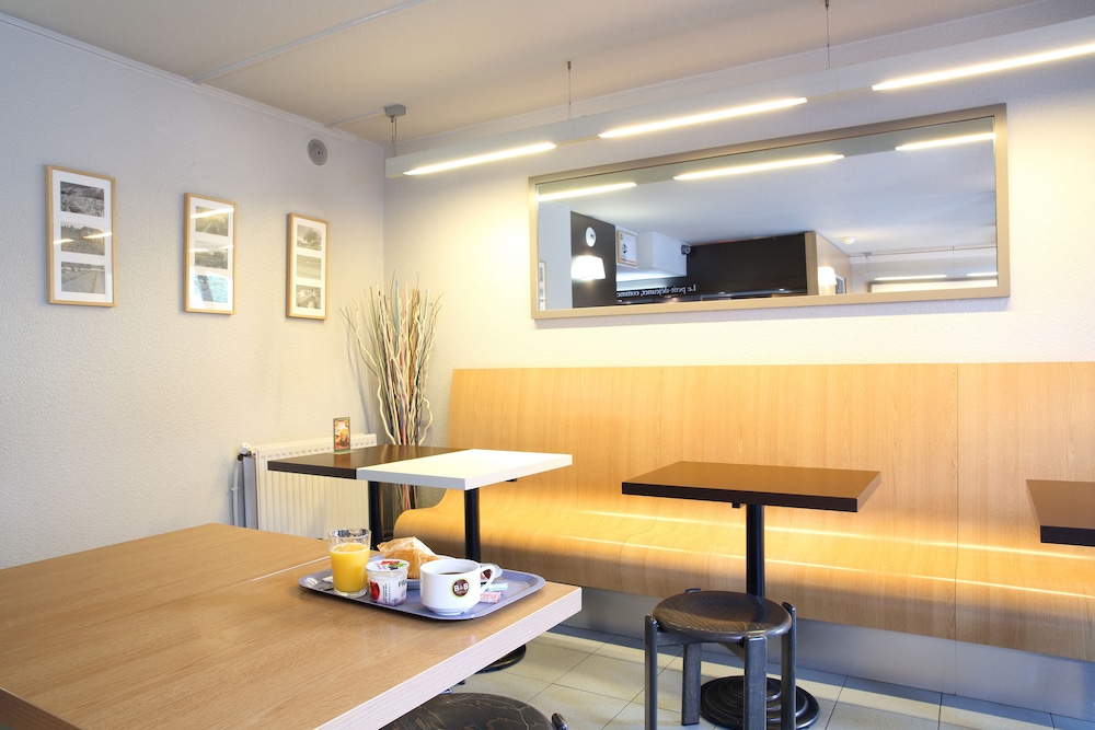 B&B Hotel Toulon La Seyne Sur Mer 22/35