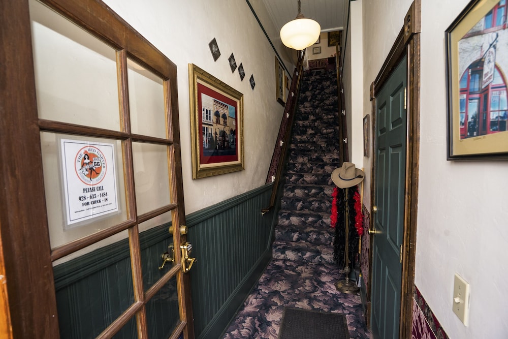 Red Garter Inn 6/50