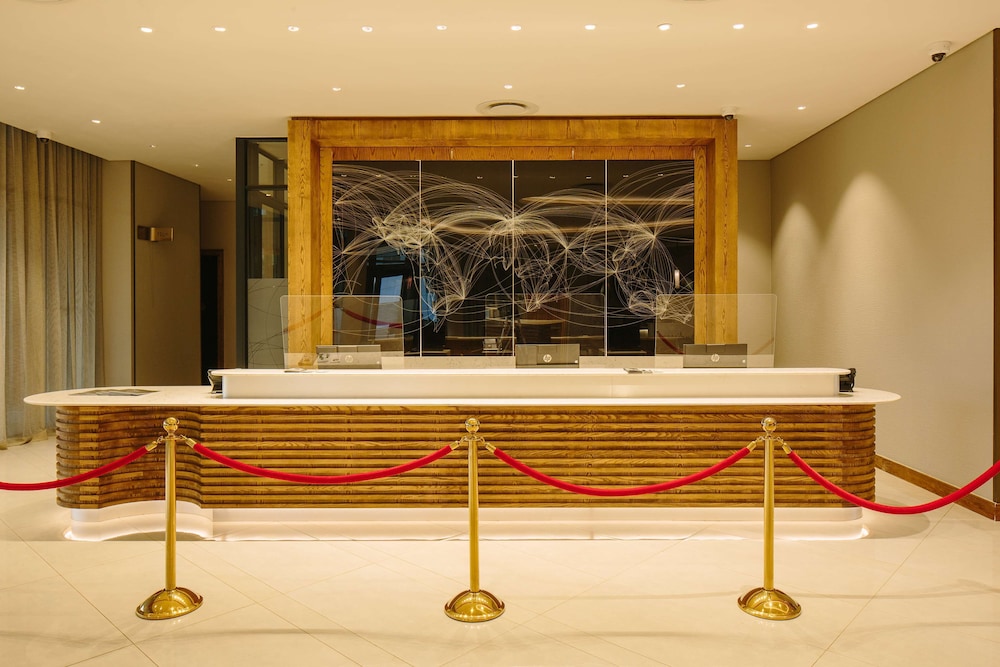 Radisson Hotel & Convention Centre Johannesburg, O.R. Tambo 9/50