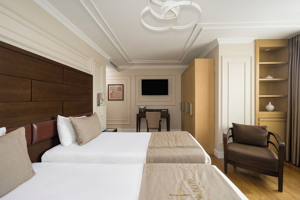 Tunel Residence Hotel 26/71