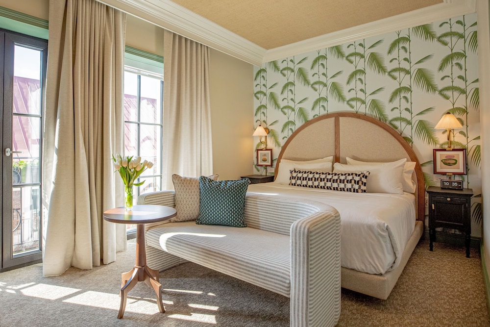 ROOM, KING BED, BALCONY, ACCESSIBLE