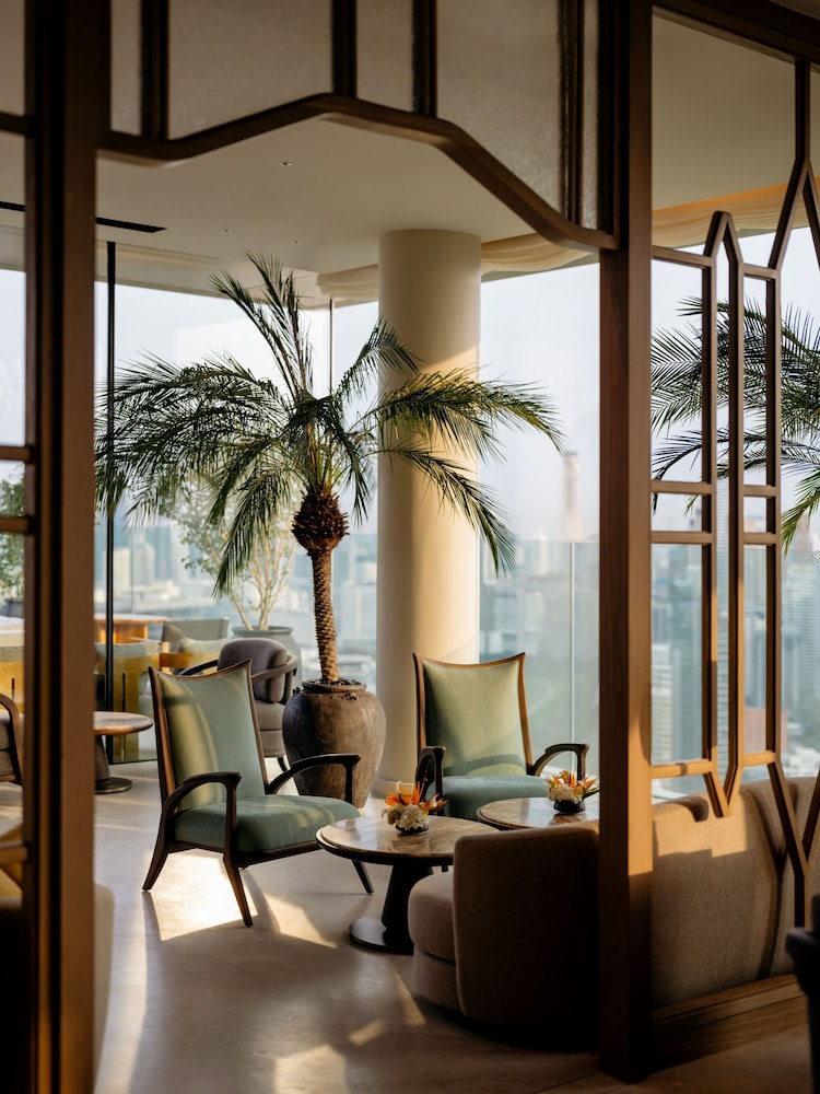 Dusit Thani Bangkok 35/58