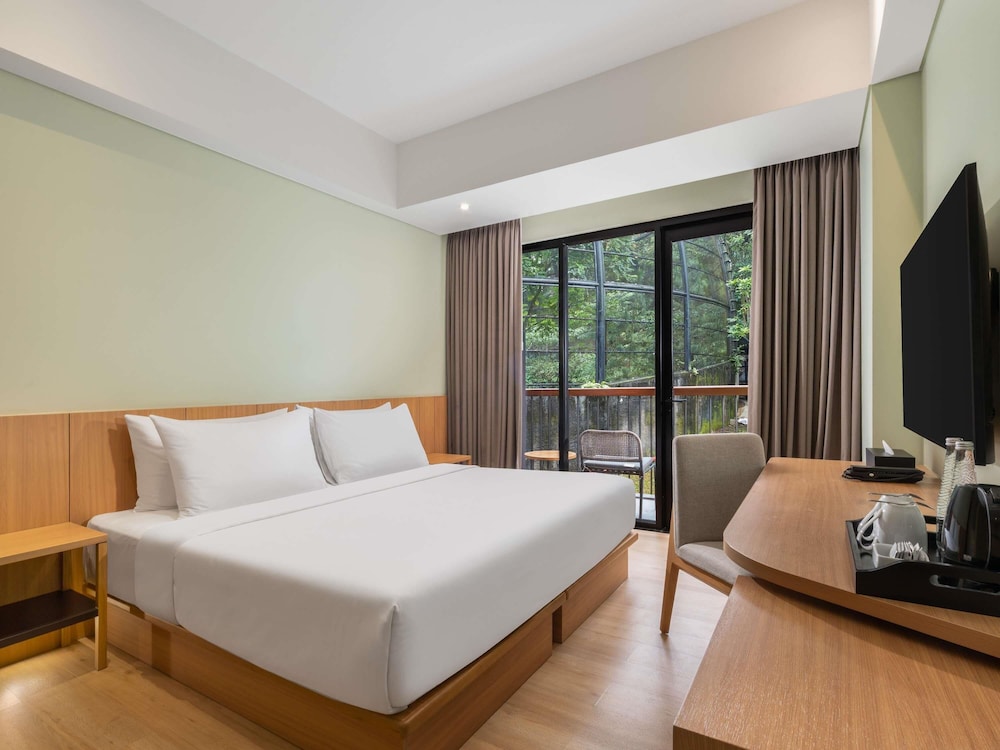 Mercure Cibadak Sukabumi Resort 18/48
