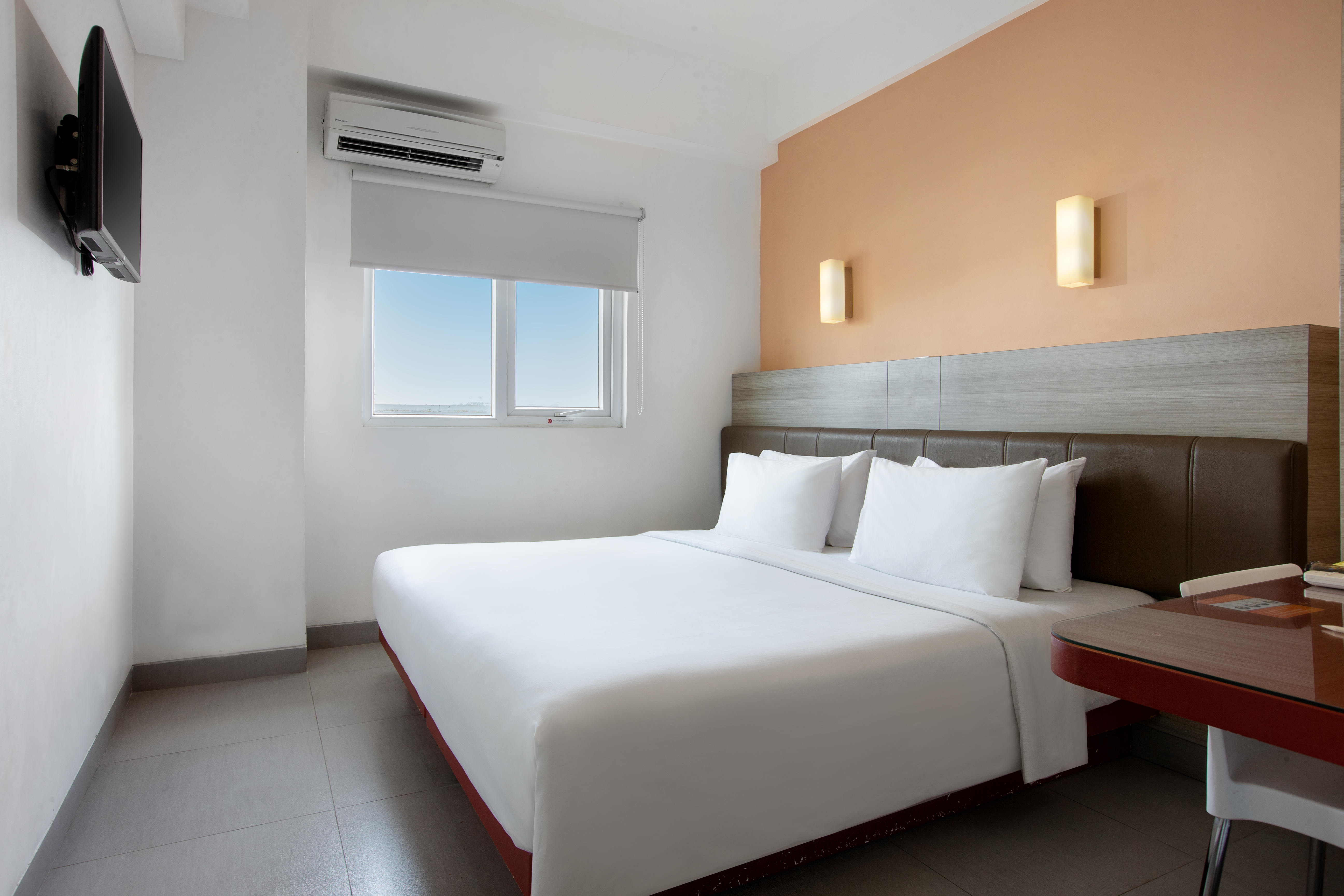 Carani Hotel 7/18