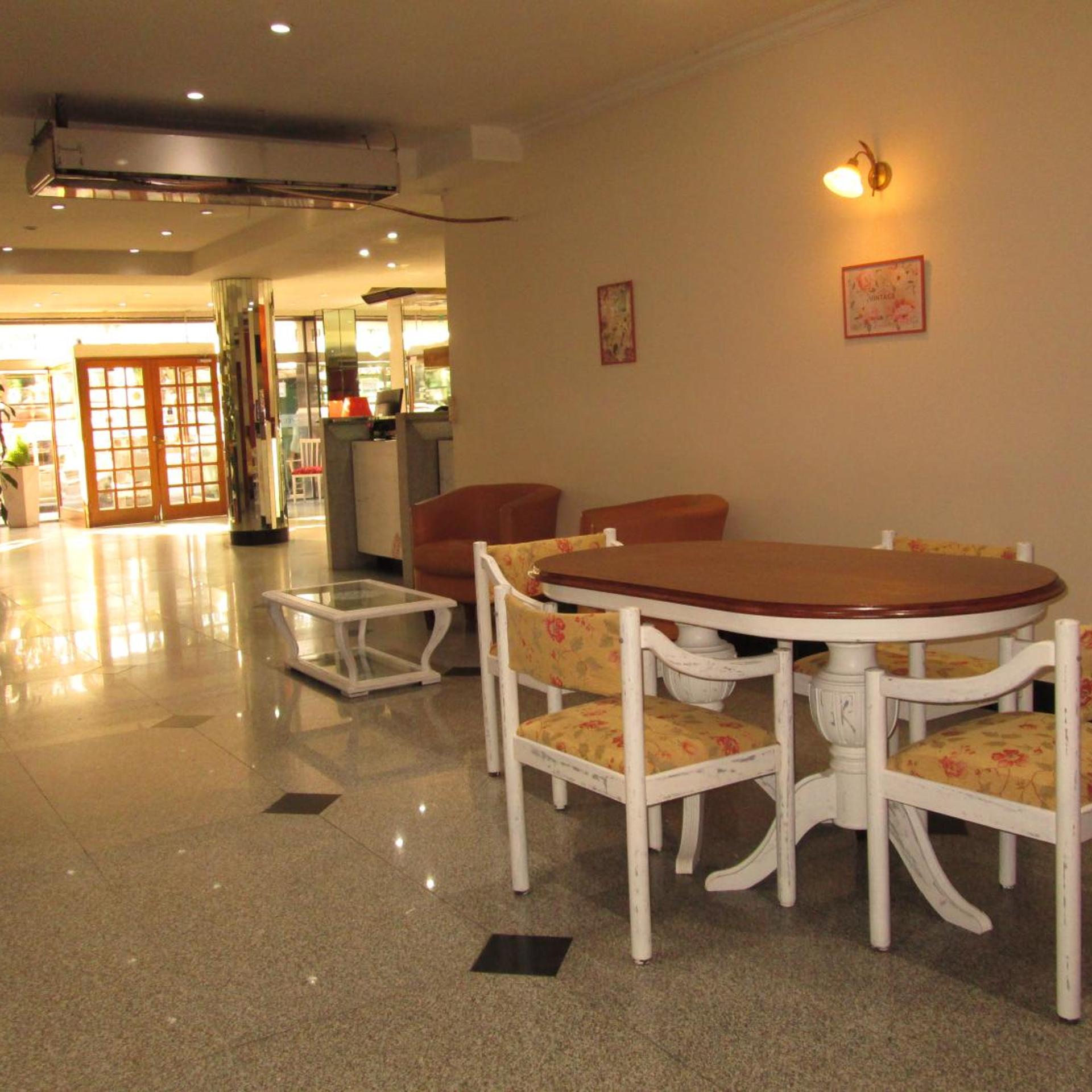 LUEY HOTEL 5/38
