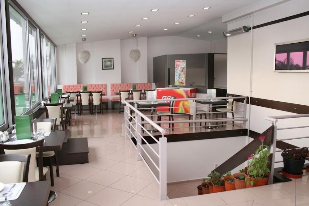 Grand Ons Hotel 27/31