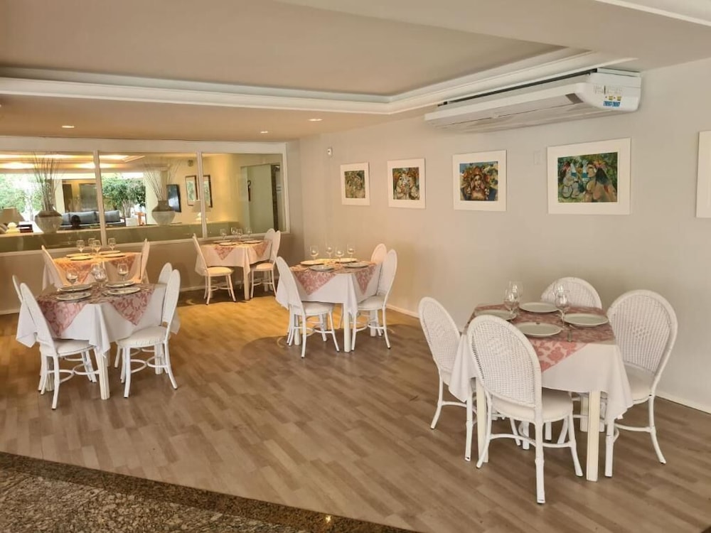 Hotel Praia Brava 51/62
