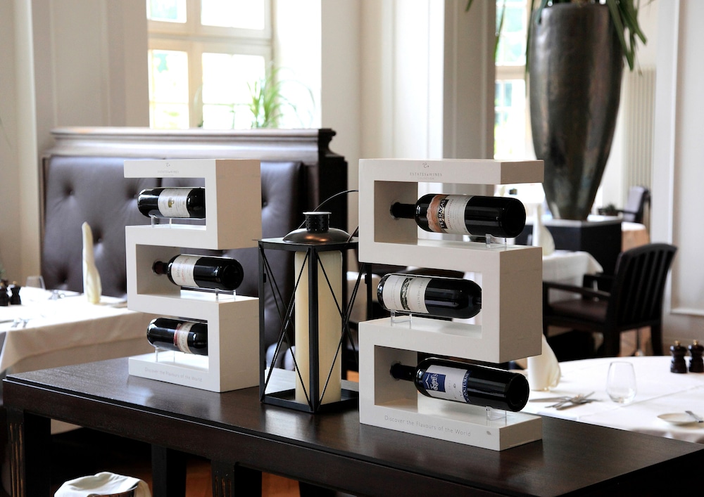 Parkhotel Quellenhof Aachen 54/64