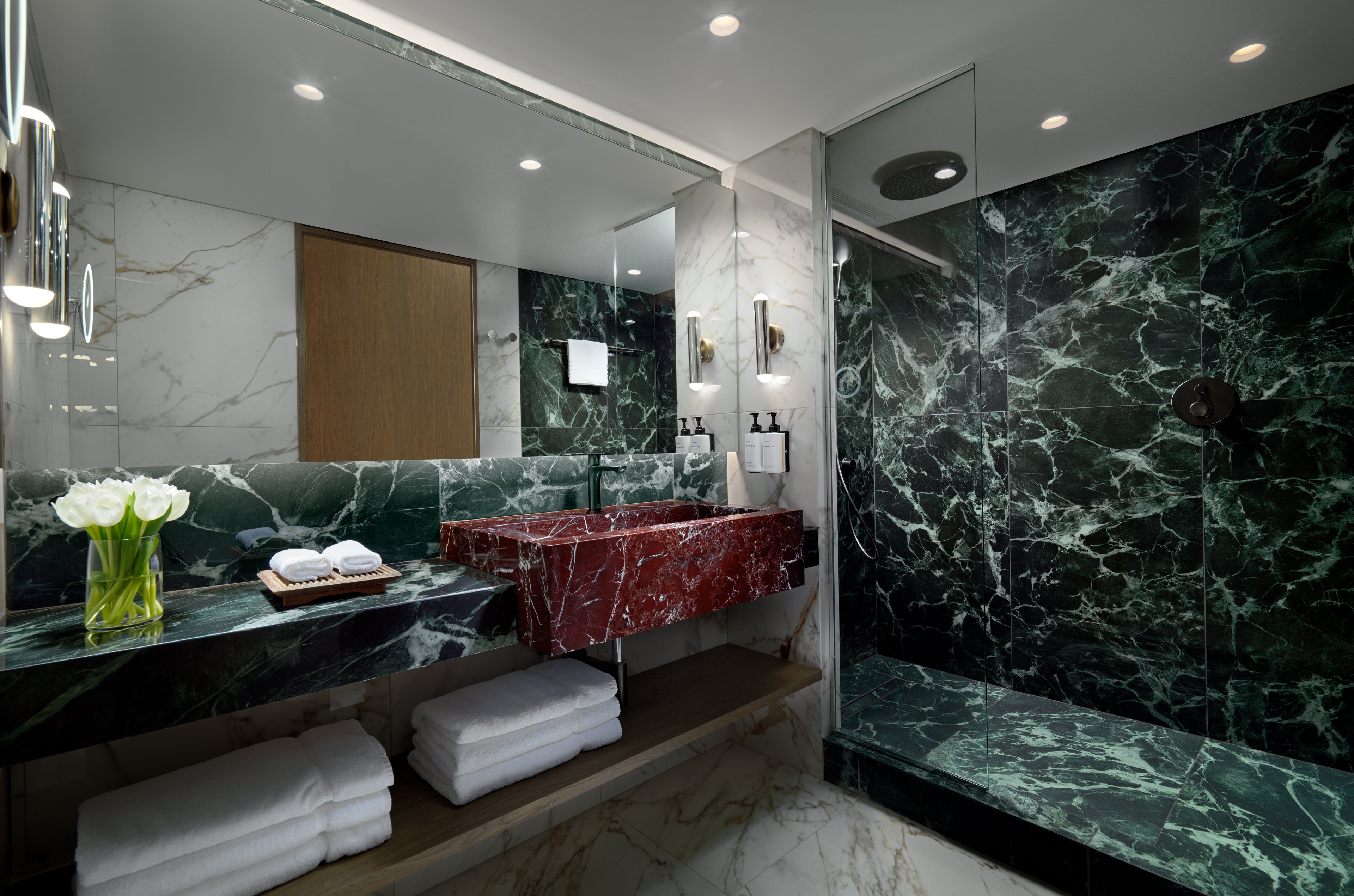 Junior Suite, King Bed, Acropolis View, Athenaeum Intercontinental Hotel 3/3