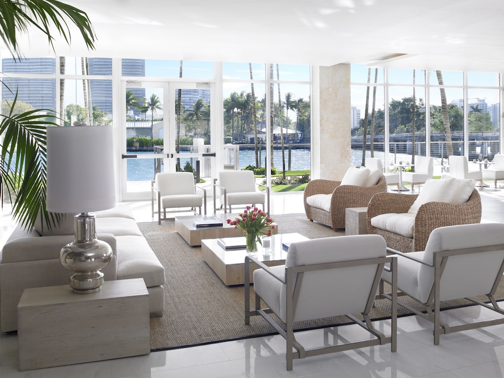 Grand Beach Hotel Bay Harbor 45/64