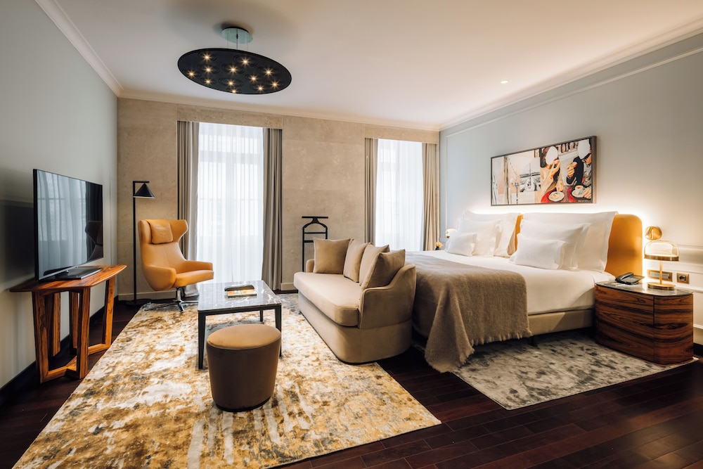 MYTHIC SANA Downtown Suites 13/50