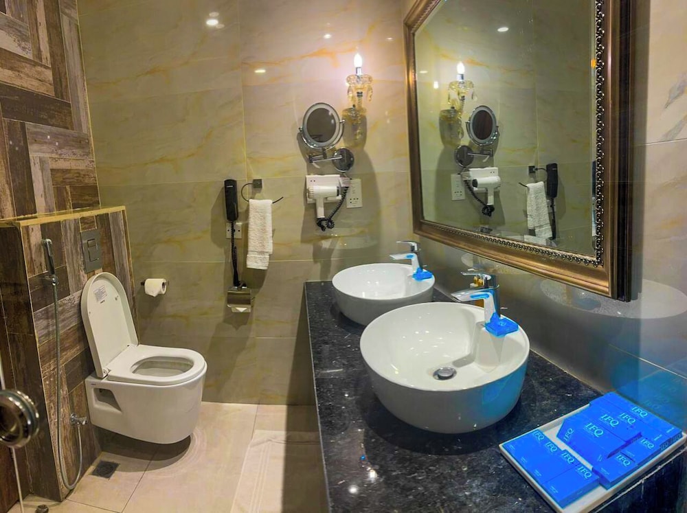 IFQ Hotel & Resort Islamabad 64/65