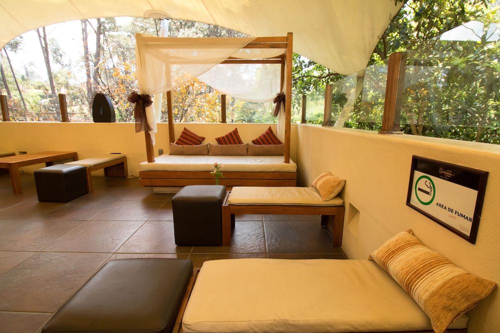 Hotel Mision Grand Valle De Bravo 30/50