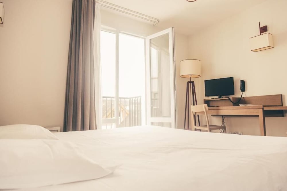 Appart Hotel Terres de France Quimper 22/76