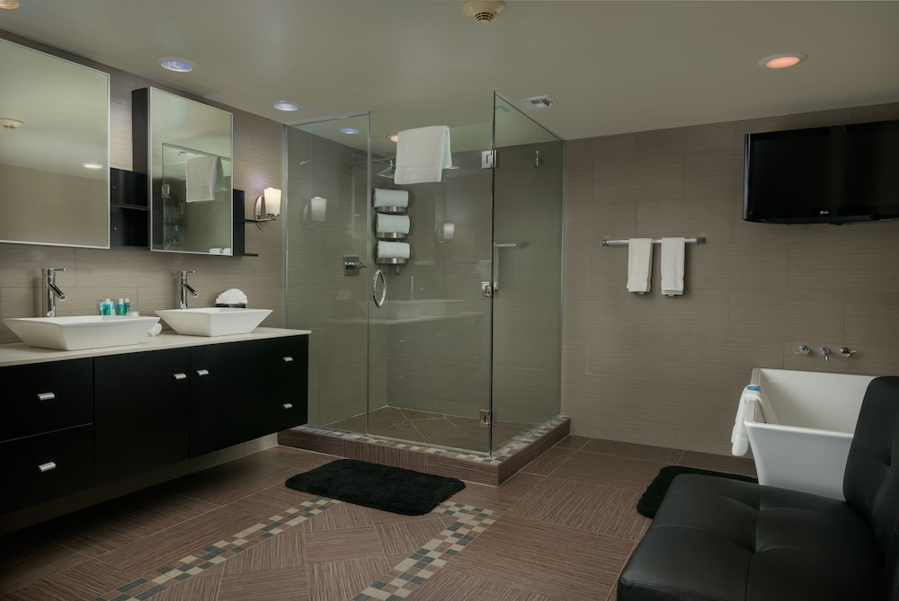 Holiday Inn Express Scottsdale North 40/40
