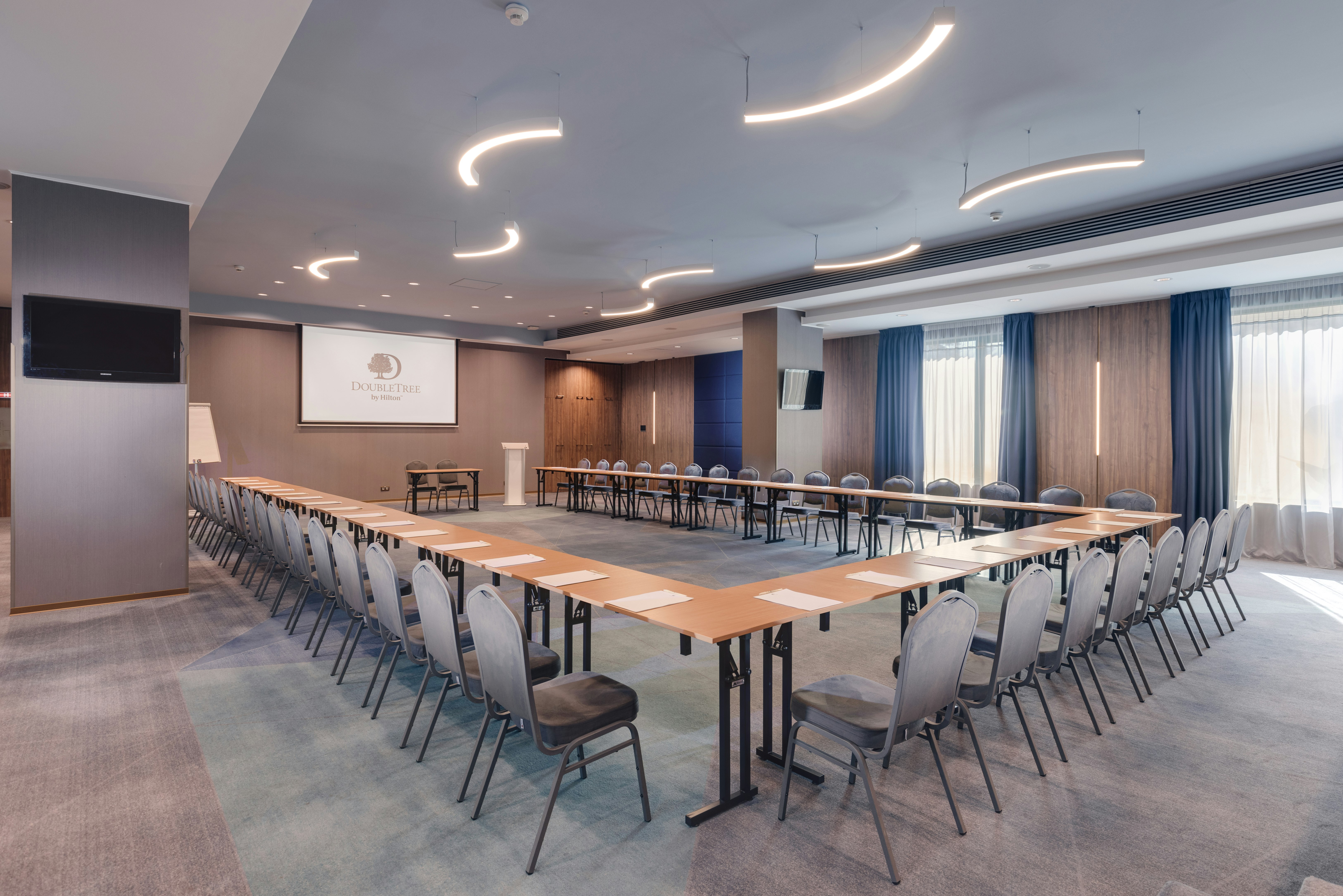 DoubleTree by Hilton Cluj City Plaza 12/21