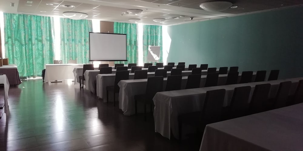 Hotel Ciudad de Ponferrada 62/72