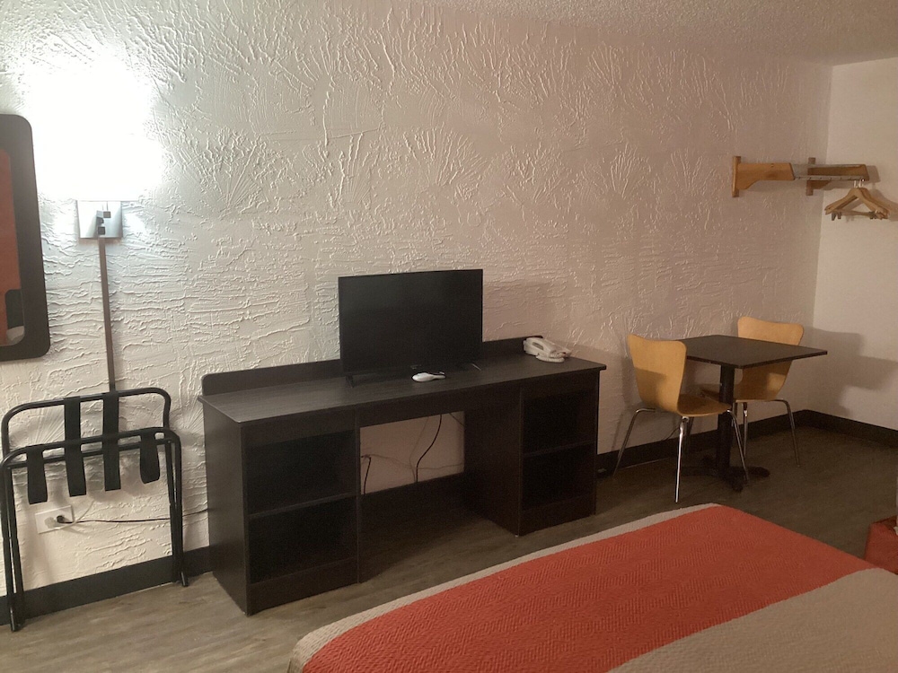 Motel6 Bridgeview, IL 51/64