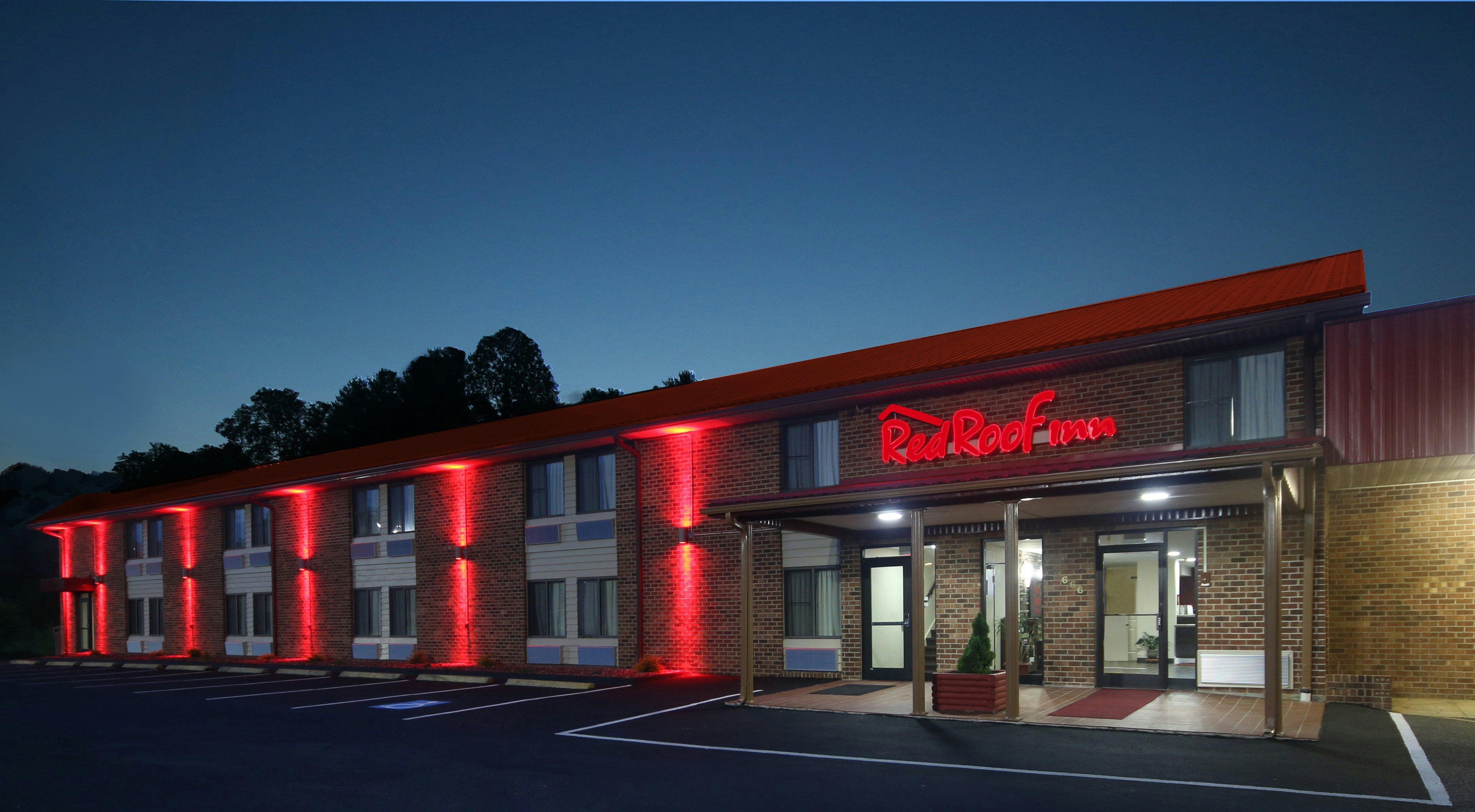 Red Roof Inn Hillsville 4/53