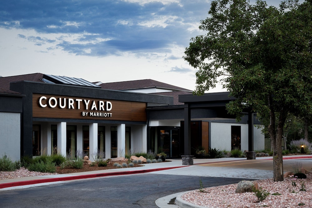 Courtyard by Marriott Denver Tech Center in GREENWOOD VILLAGE - CO