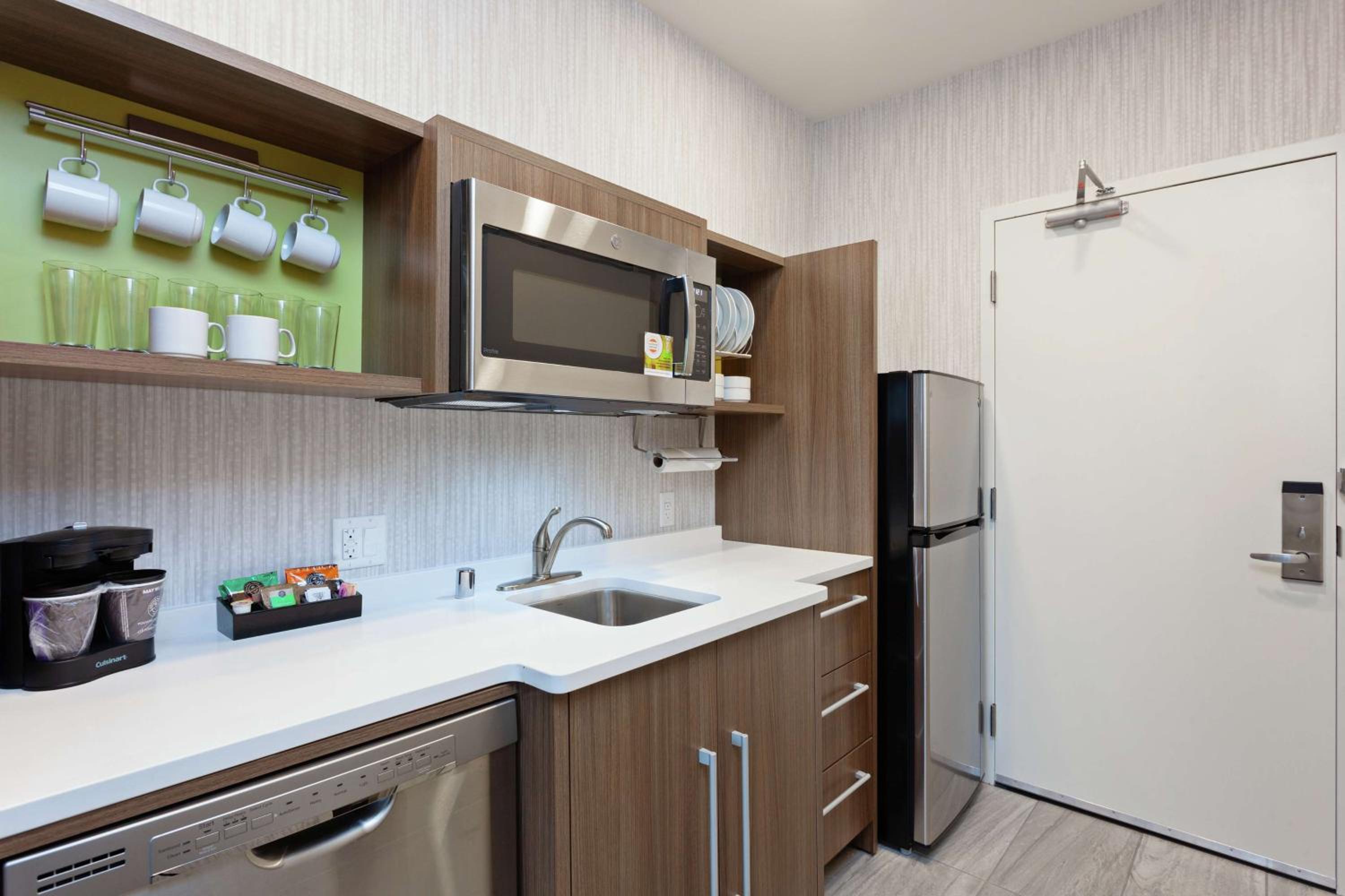 1 Bedroom, Suite, King Bed, Sofa, Home2 Suites by Hilton Temecula, CA 8/9