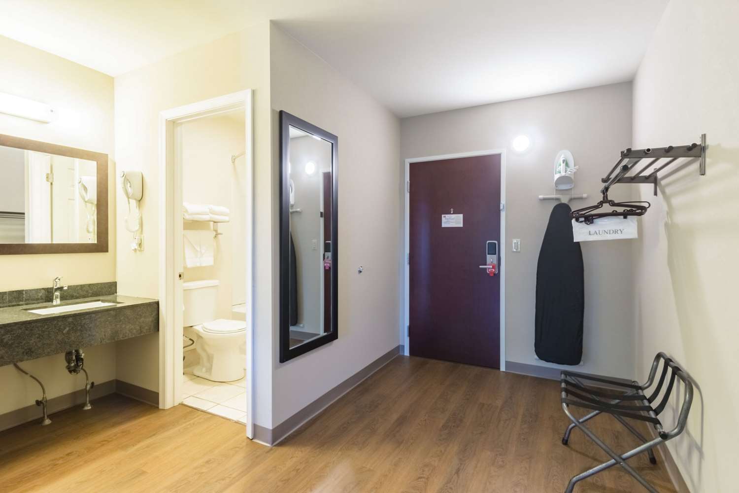 Econo Lodge Harrisburg Southwest Of Hershey Area 45/55