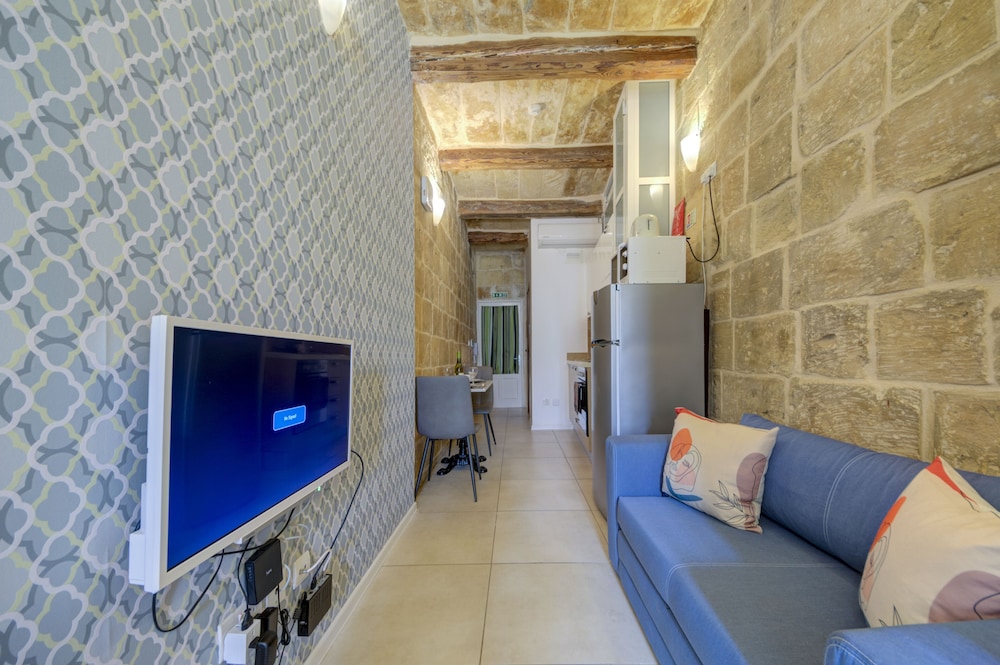 Tritoni harbour suites 31/55