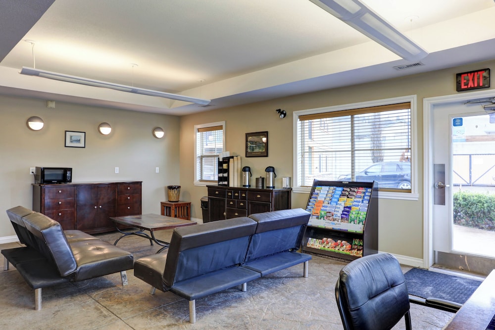 Vedder River Inn 24/46