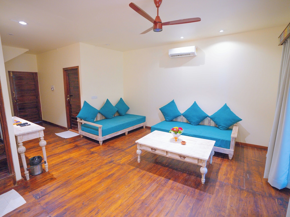 Leela Cottages 18/53