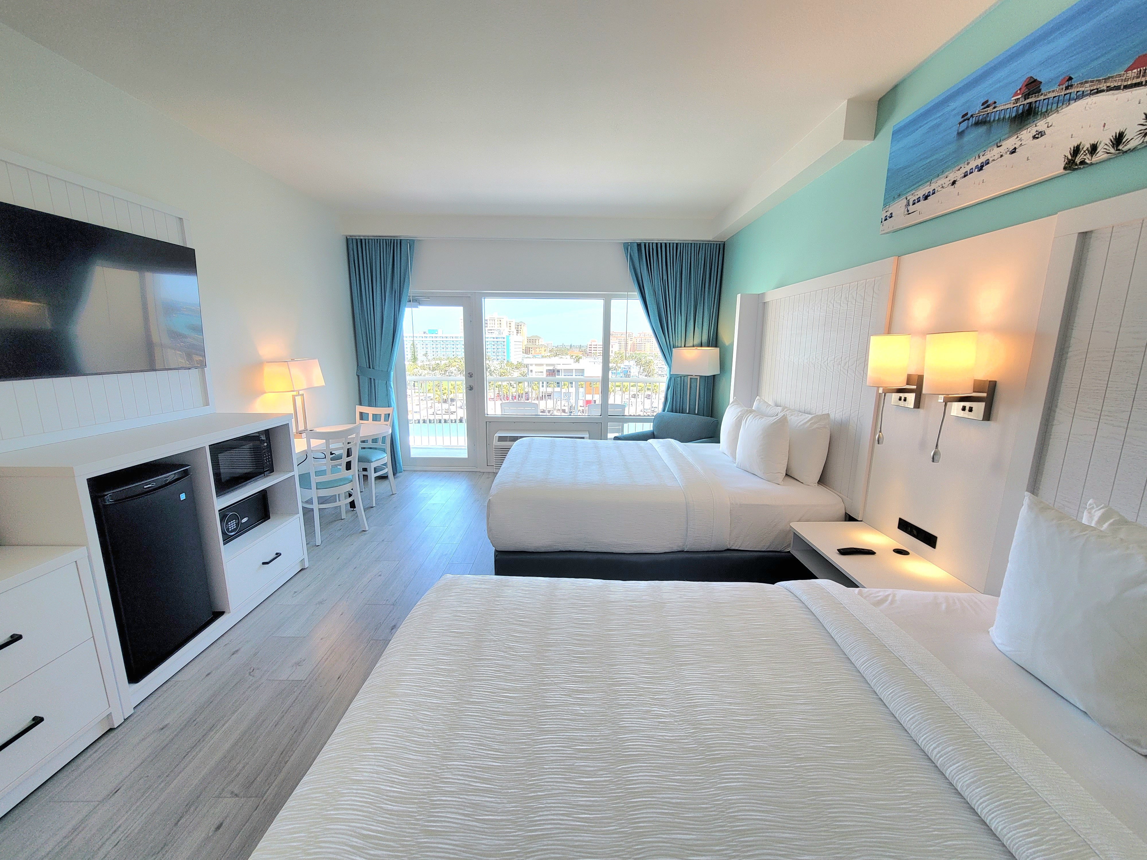 ChartHouse Clearwater Beach Marina Hotel 33/67