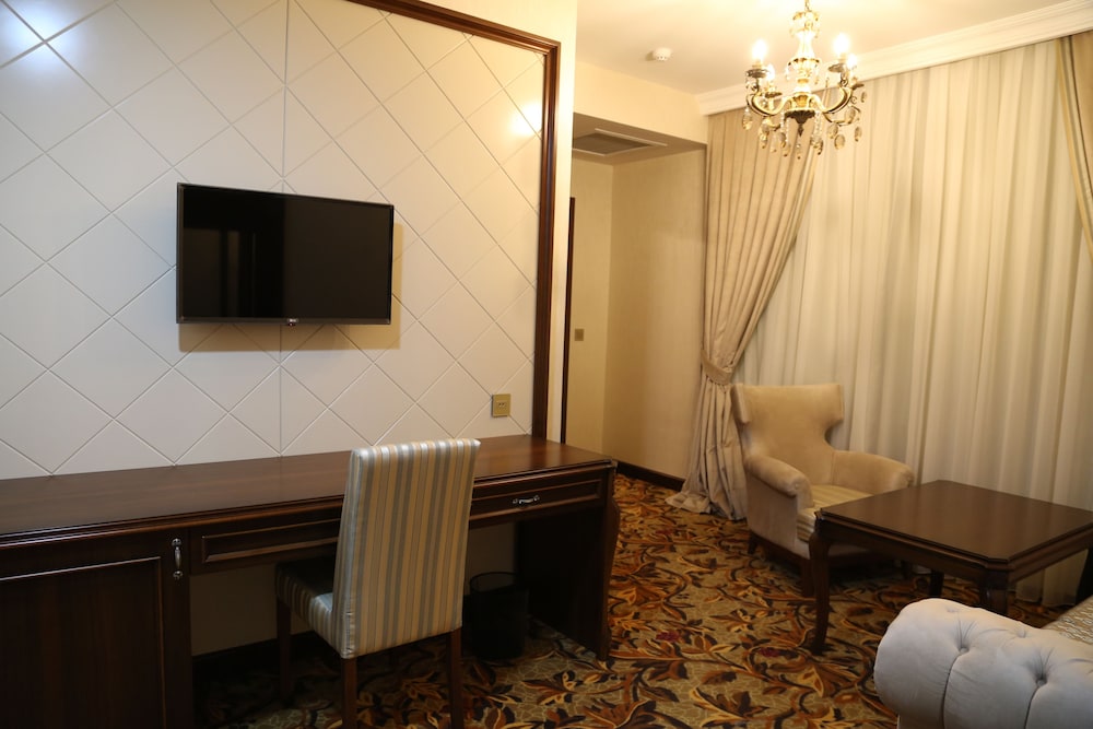 ATLAS Hotel Baku 35/39