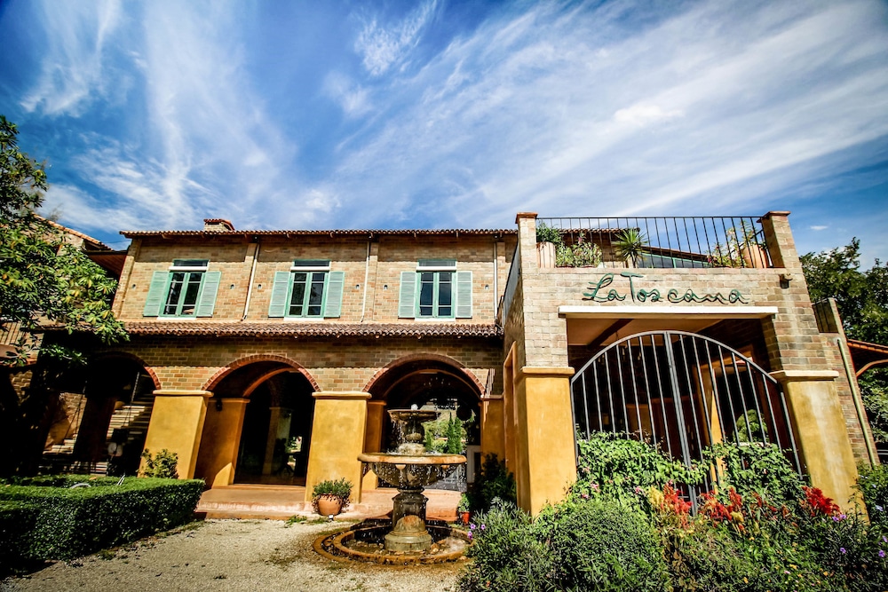 La Toscana Resort 1/50