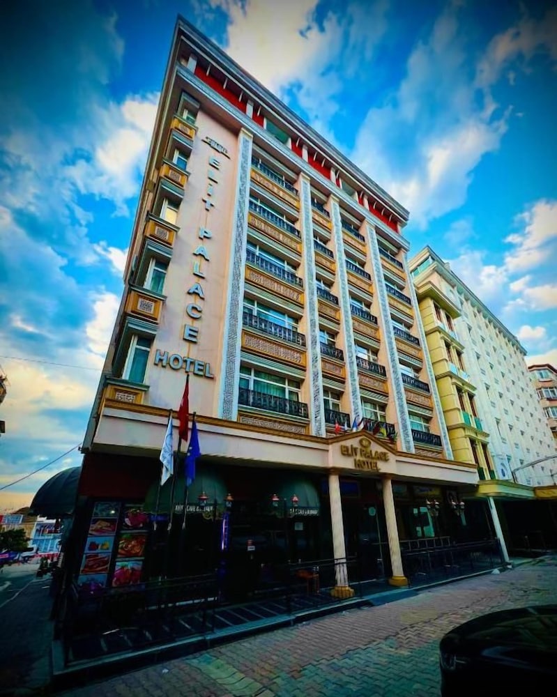 Elit Palace Hotel 4/45