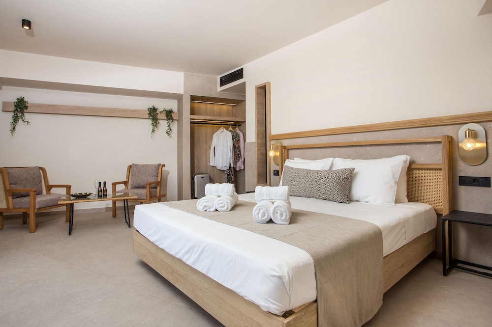 Ladiko Inn Hotel 8/62