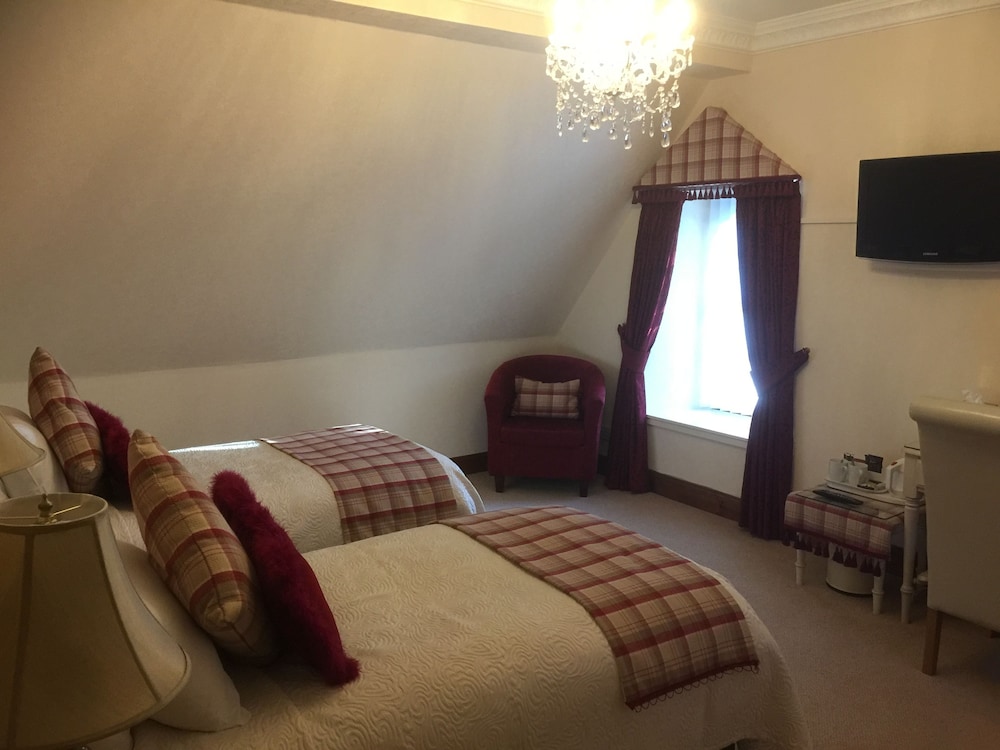 Glenspean Lodge Hotel(formerly BEST WESTERN GLENSPEAN LODGE - HIGHLANDS) 58/77