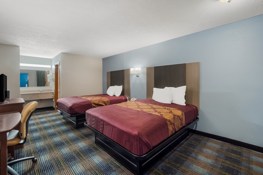Standard, 2 Queen Beds