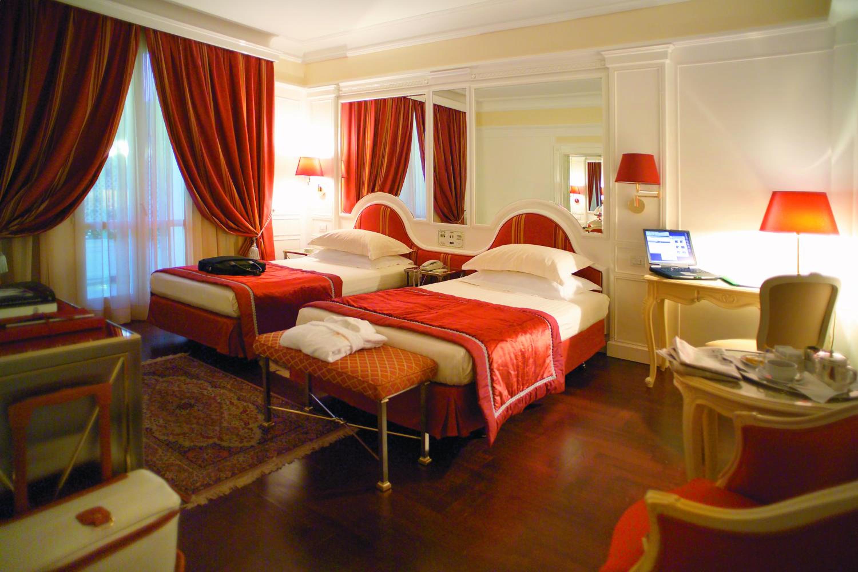 غرفة ديلوكس بسرير مزدوج أو سريرين منفصلين، Grand Hotel Des Bains 6/10