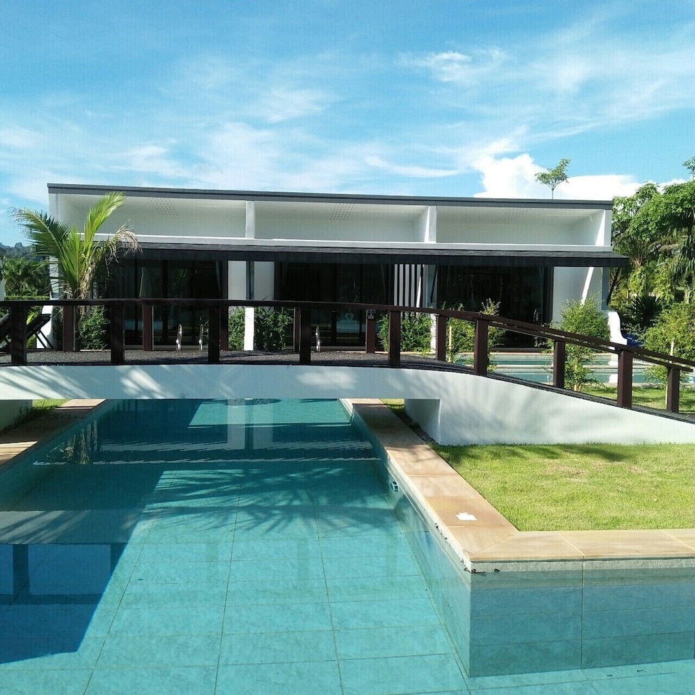 Khaolak Mountain View 1/50