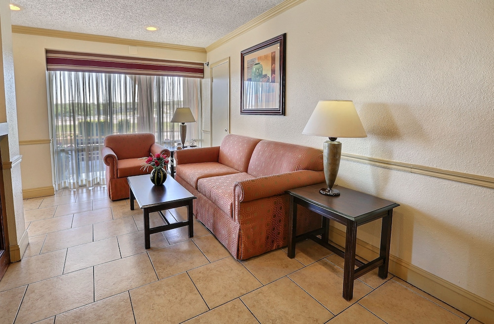 Econo Lodge McAlester 21/27