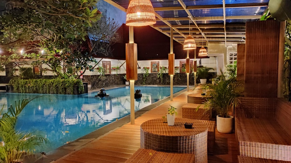 Paku Mas Hotel 21/41