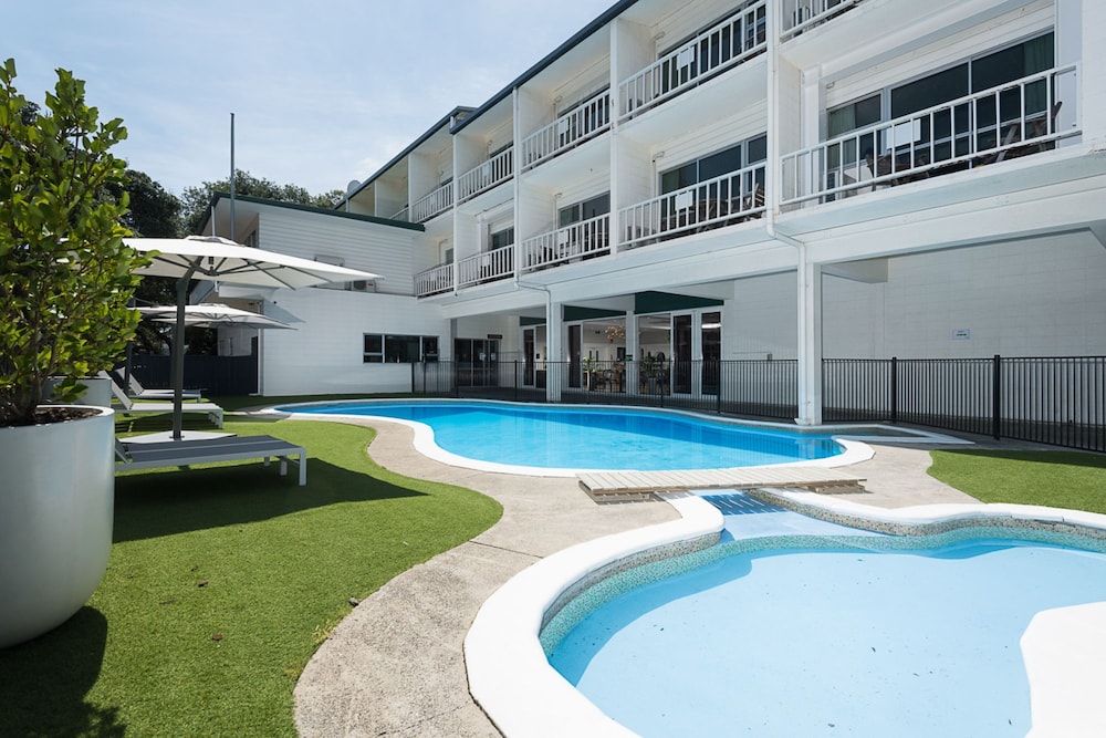 Hotel Armitage and Conference Centre 44/47