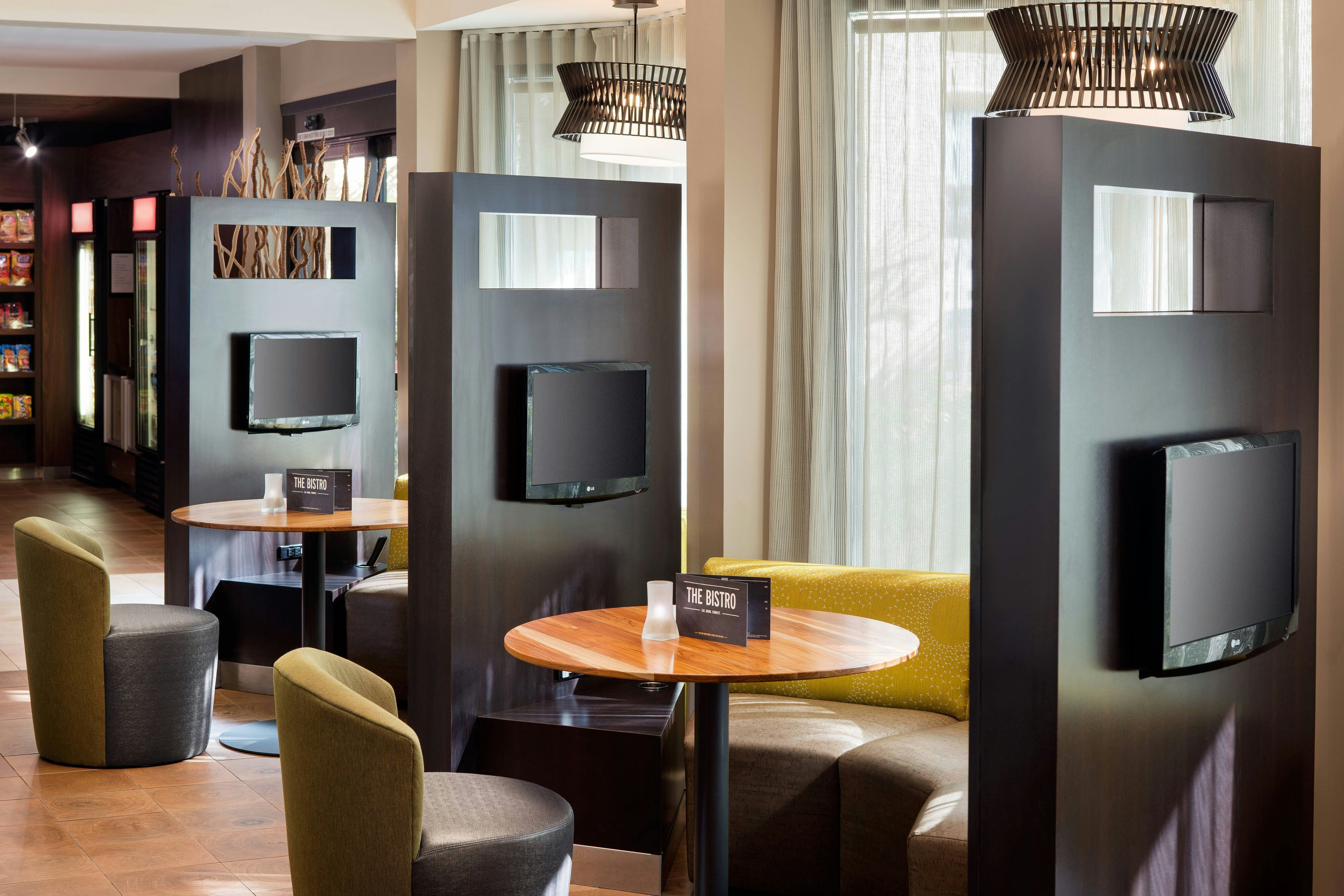 Courtyard by Marriott San Diego Sorrento Valley 18/20