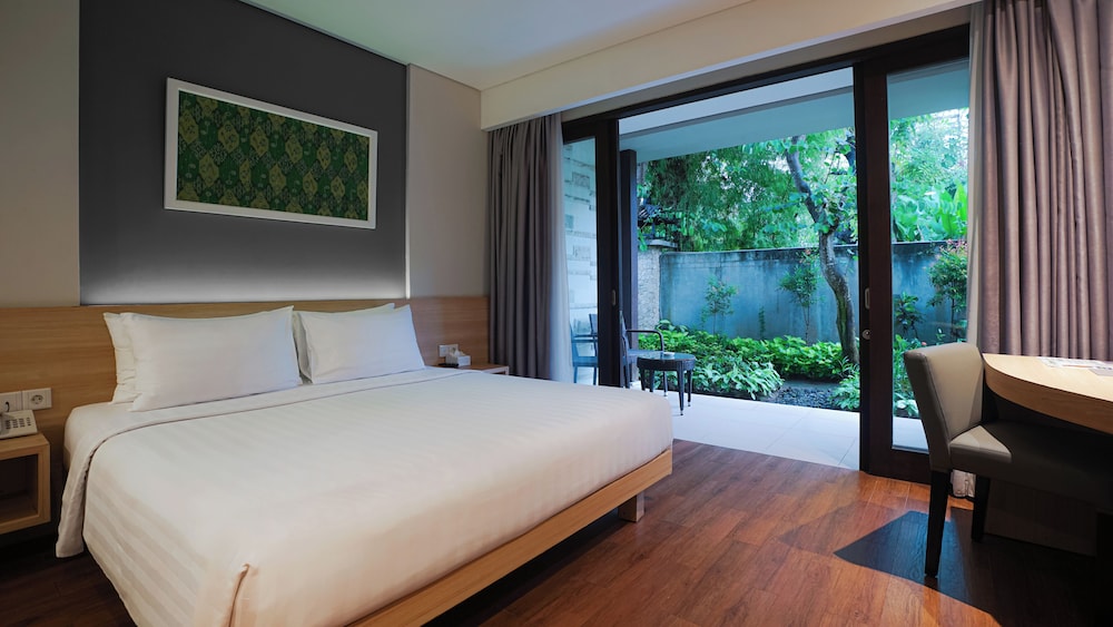 Grand Whiz Hotel Nusa Dua 29/75