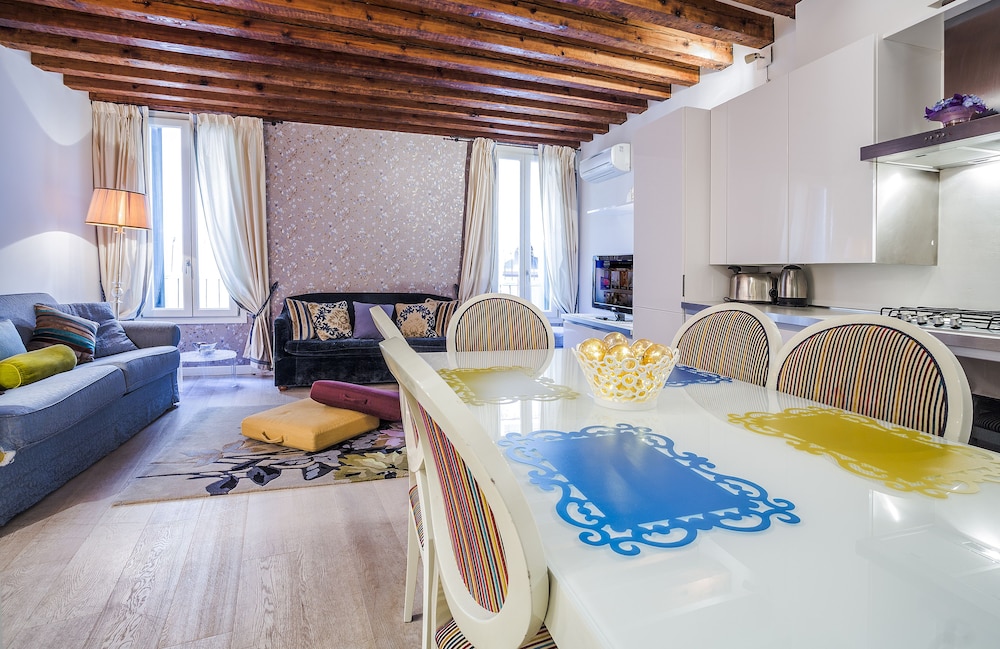 1 Bedroom, Apartment, Queen Bed, Sofa, Venice Dream House Mercerie 3/5