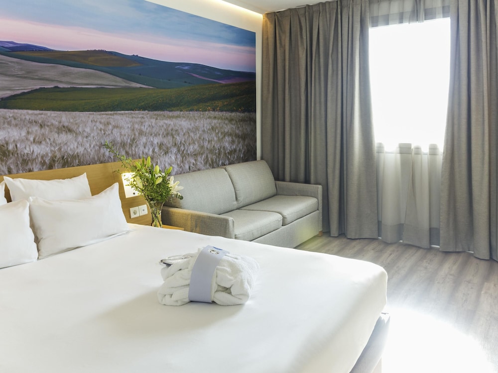 Novotel Sevilla 21/77