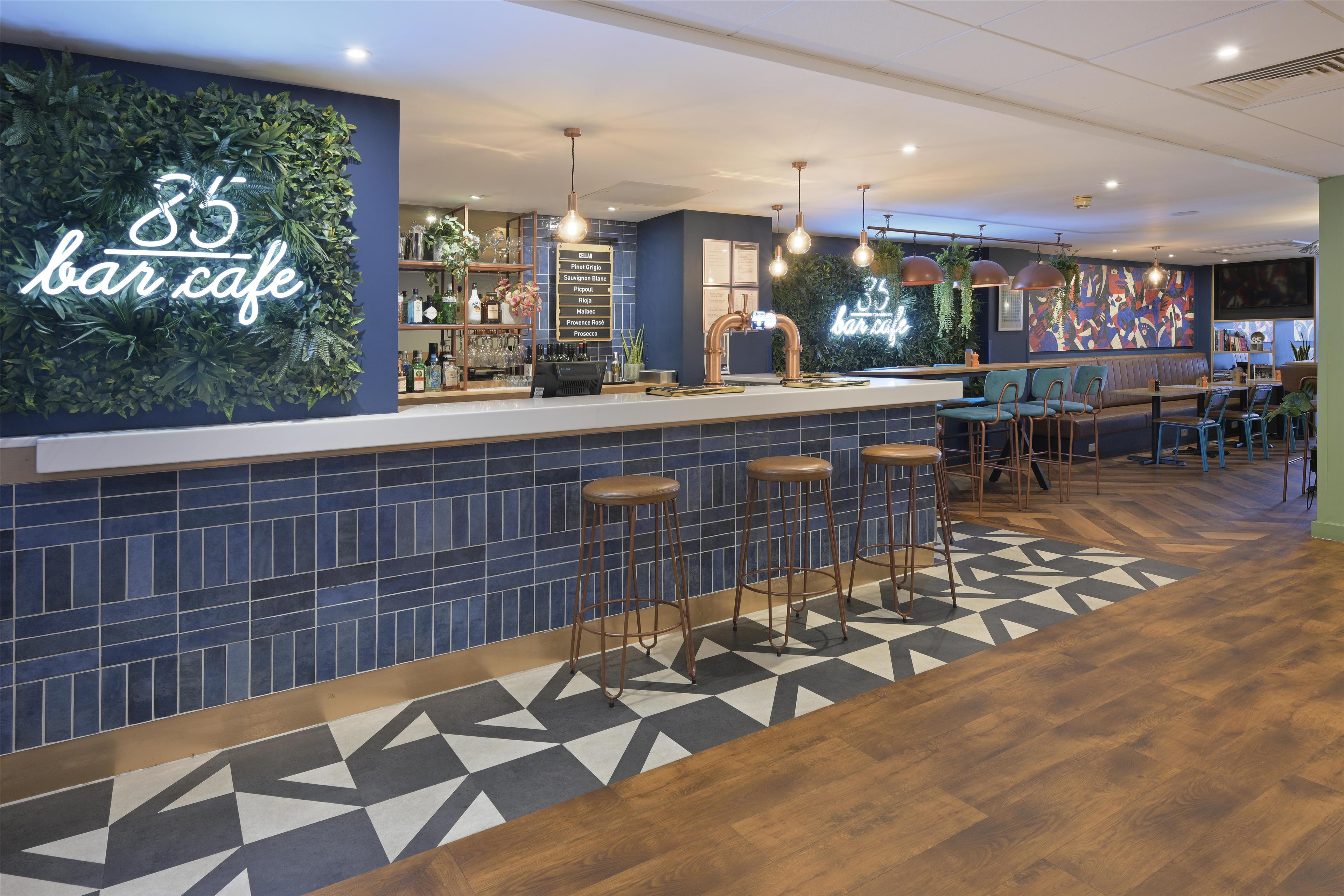 Travelodge London Feltham 24/29