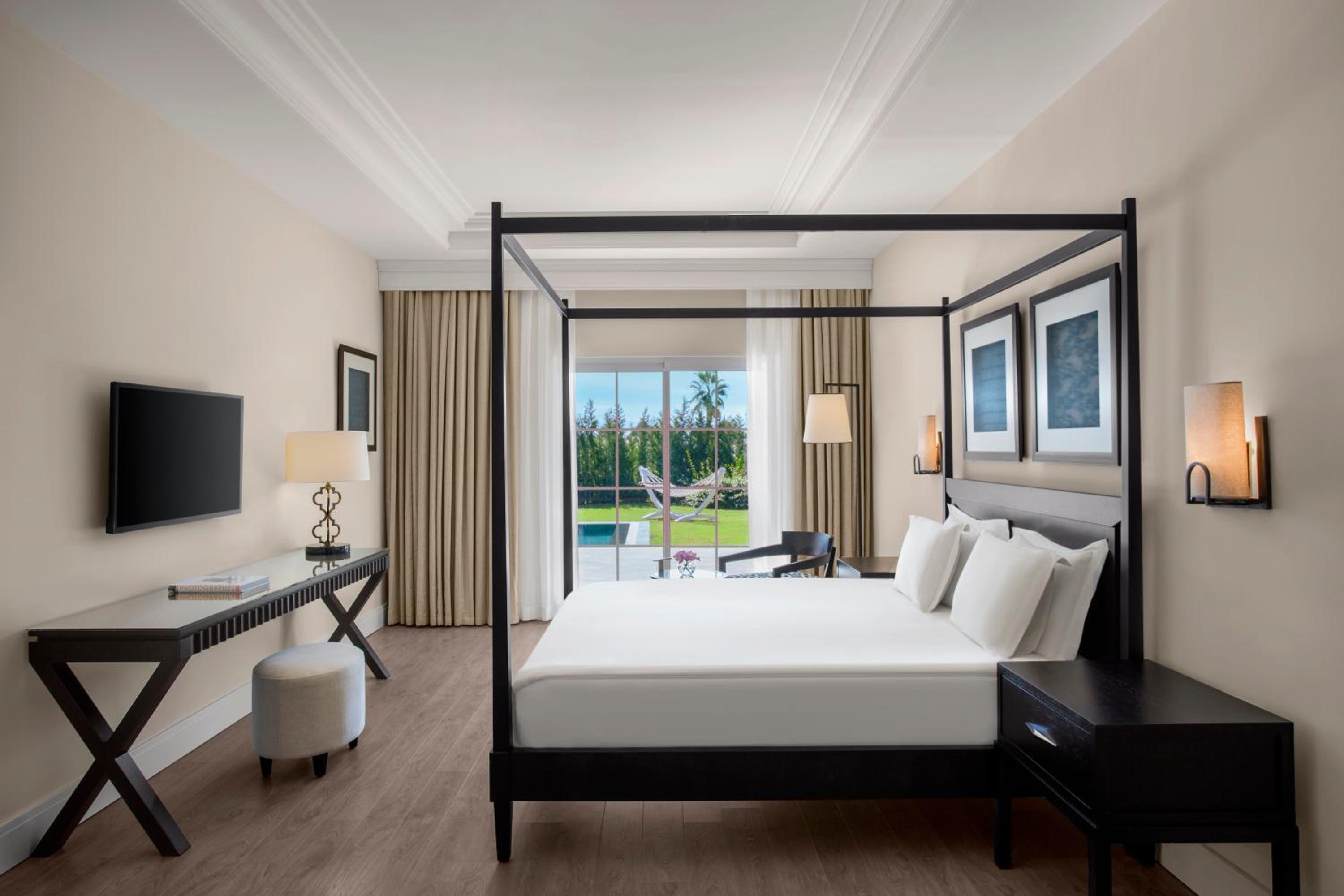 Villa, 2 Double and Twin Beds, King Bed