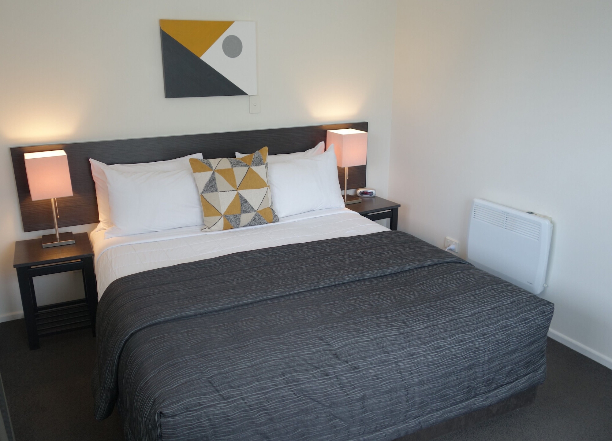 1 BEDROOM, SUPERIOR, APARTMENT