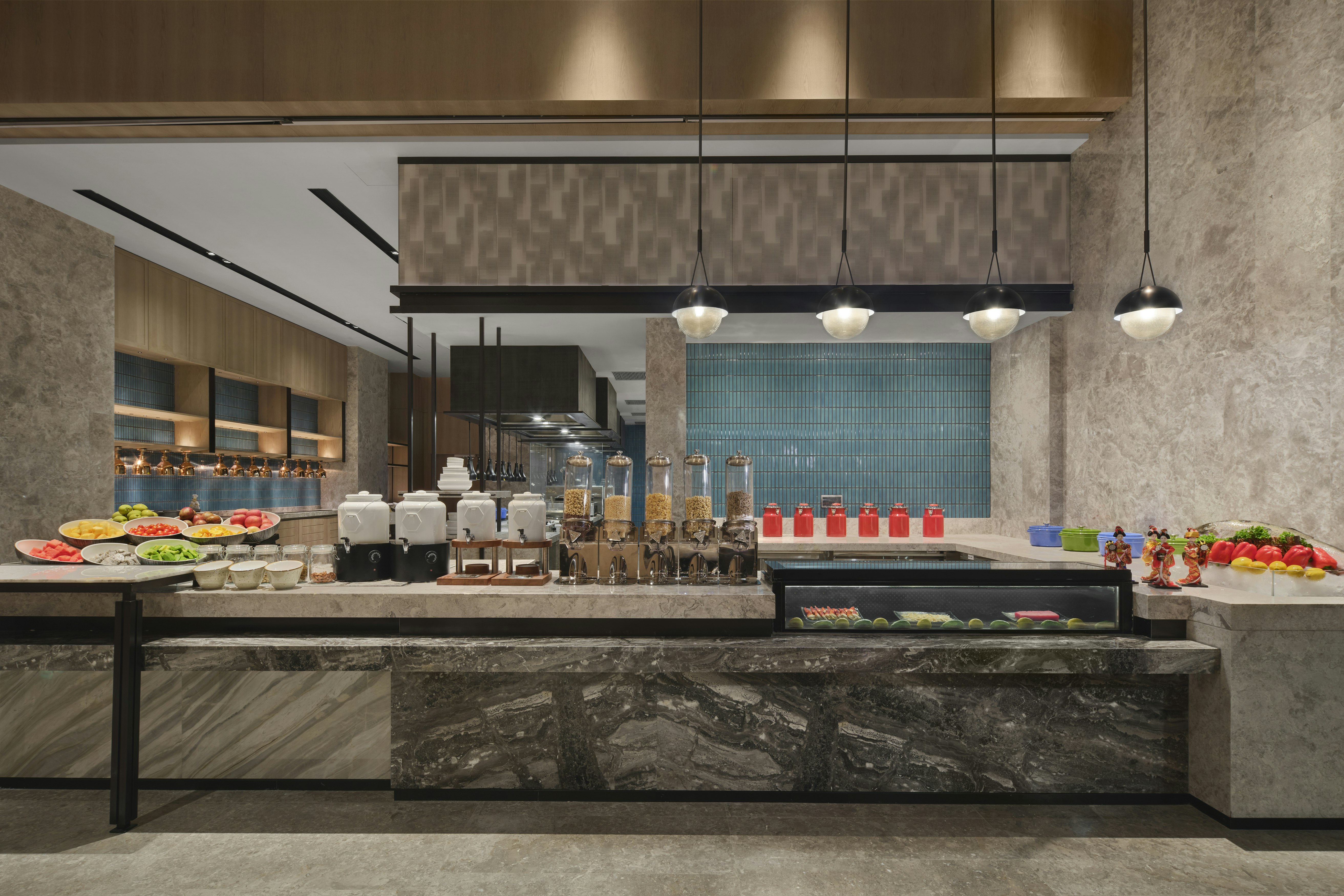 DoubleTree by Hilton Zhengzhou East 6/41