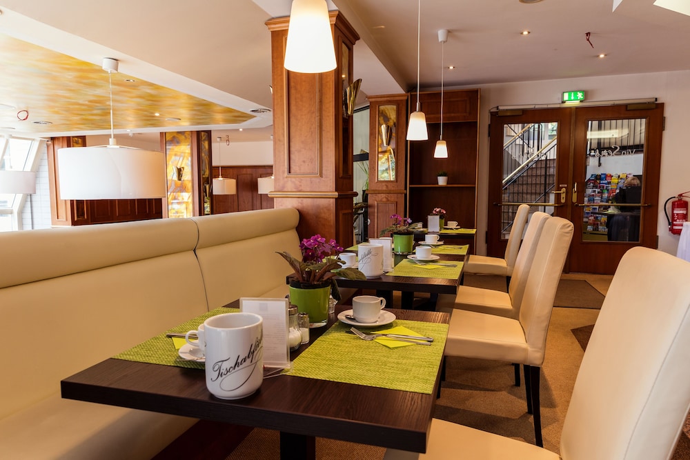SensCity Hotel Berlin Spandau 8/56